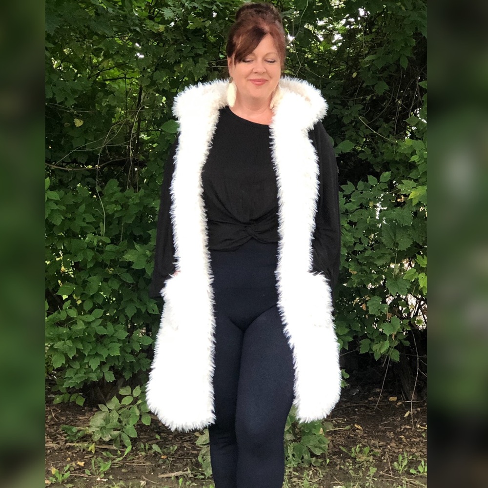 White Faux Fur Hooded Vest With Pockets gifts - Picture 6 of 8